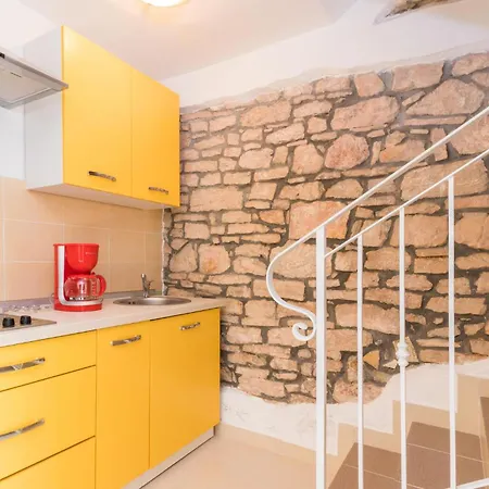 Holiday home 1 Bedroom Awesome In Bale