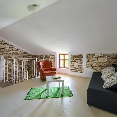 度假居 1 Bedroom Awesome In Bale