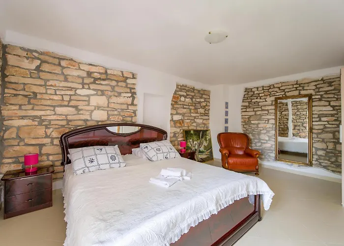 1 Bedroom Awesome In * Bale