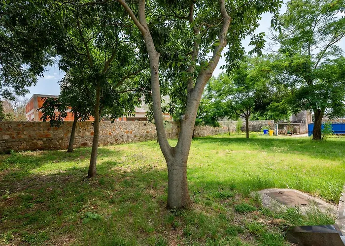 Holiday home 1 Bedroom Awesome In